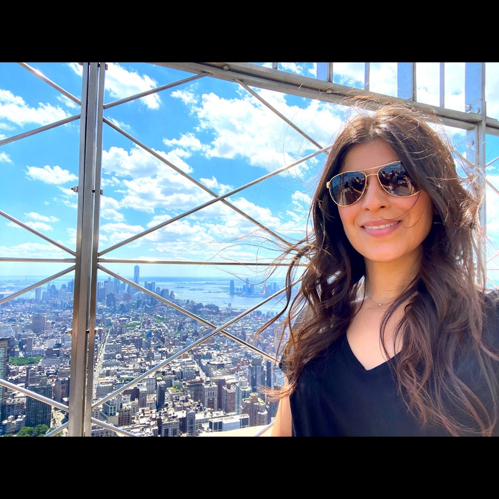 Meet your Posher, Anahi